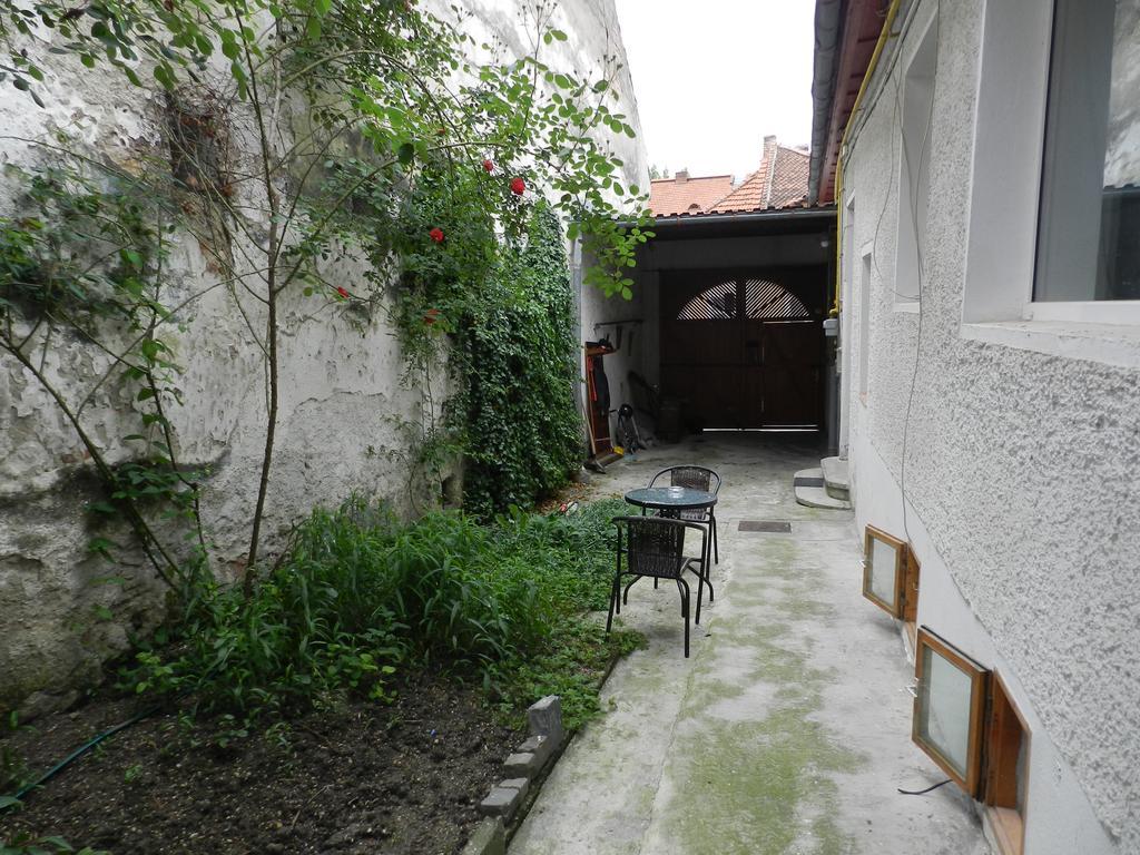 Hotel La Vita E Bella Brașov Exterior foto